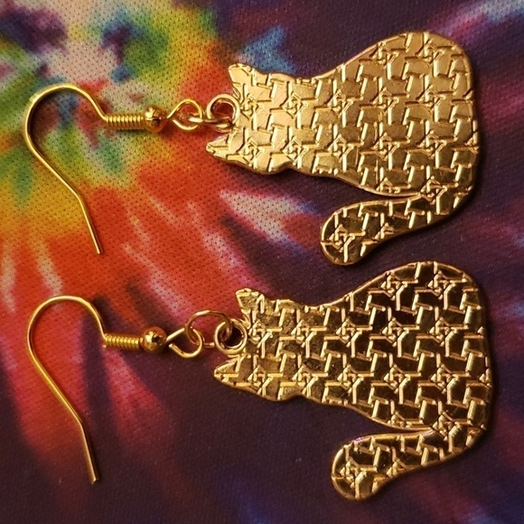 BLACK Cat Music Note Earrings - Picture 5 of 6